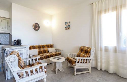 Costa Paradiso Apartment | Villa 'Alba' with sea view, Wi-Fi and air conditioning