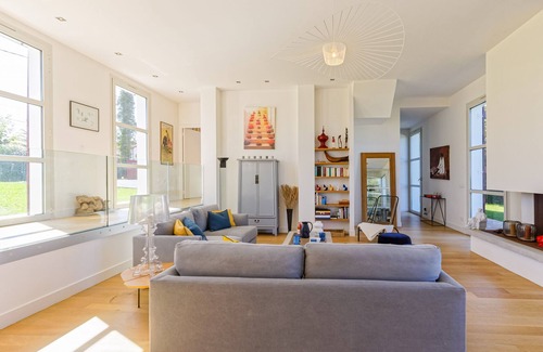 Ahetze Villa | Villa Allegria, magnificent Basque house - MaisonTotale
