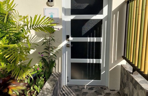Stella Villa | Villa Almarys - Oceanfront - 6 guests - pet friendly - at Stella, Rincón