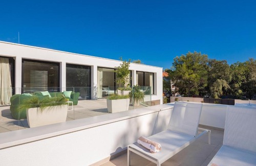 Pakostane Villa | Villa Amber