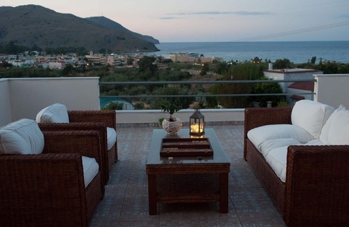 Mathes House | Villa amfimala