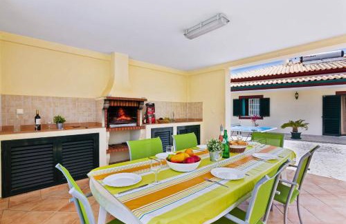 Vale de Parra Villa | Villa Arvela by Villa Plus