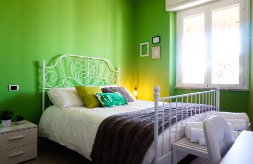 Quartu Sant'Elena Apartment | Villa Aurelia - Seafront Apartment with Terrace