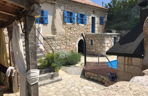 Vinodolska opcina Villa | Villa Aurora, 200 Years Old Rural Beauty With A Pool
