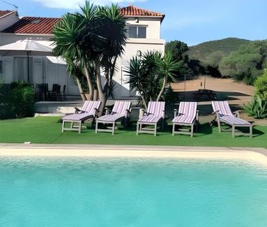 Saint-Florent Villa | Villa avec piscine à Saint-Florent - 350 m² vue mer et montagne