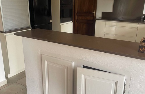 Tresques Villa | Villa Avec Piscine et Jardin Clos