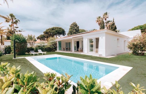 Urbanizacion Marbessa Cottage | Villa Beatriz By Bh Marbella