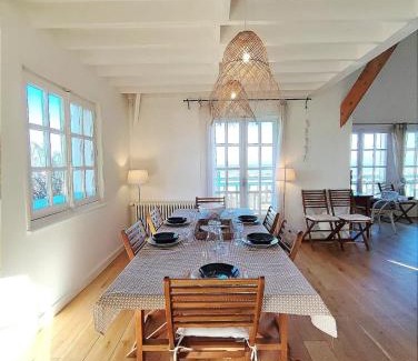 Ouistreham Villa | Villa Bellevue - Anglo-Norman seafront house