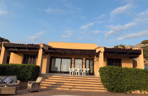 Costa Paradiso Villa | Villa 'Blue Horizon- Costa Paradiso' with Sea View, Wi-Fi and Air Conditioning