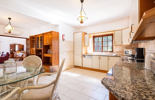 Albufeira Ski Chalet | Villa Brid's Countryside Retreat