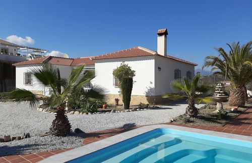 Canillas de Aceituno Villa | Villa "Casa Las Rosas" with Mountain View, Pool, Wi-Fi, Garden & Terrace