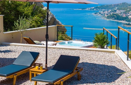 Borak Villa | Villa Casa Vita featuring a sea view, billiards, and heated pool