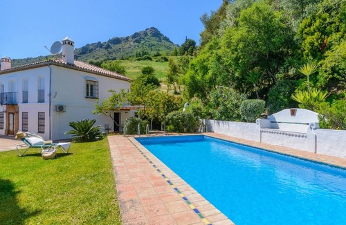 Gaucin Villa | Villa Cipreses de Gaucín by Ruralidays