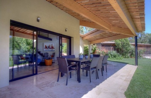 Rognes Villa | Villa Contemporaine Avec Piscine à 20 min D'aix-en-provence