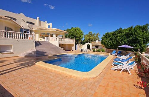 Urbanizacion La Mandarina Villa | Villa Cora by Aguilarent