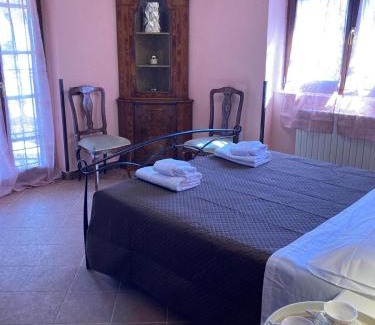 Civitella San Paolo Bed & Breakfast | Villa Crisett