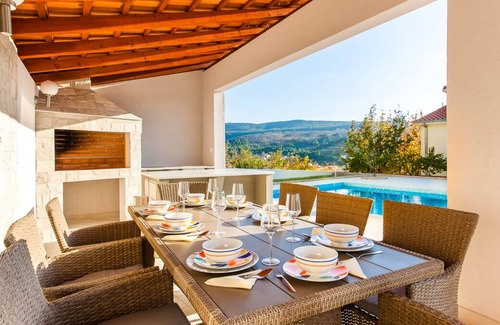 Tugare Villa | Villa Daminar - Three Bedroom Villa, Sleeps 8