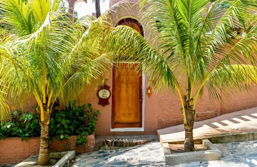 Ixtapa - Zihuatanejo Bed & Breakfast | Villa de la Roca
