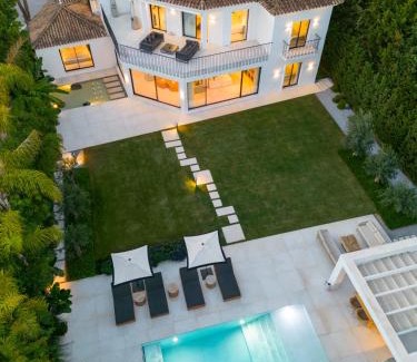 Nueva Andalucia Villa | Villa Diamond