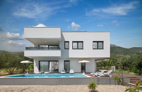 Kastel Stari Villa | Villa Diana