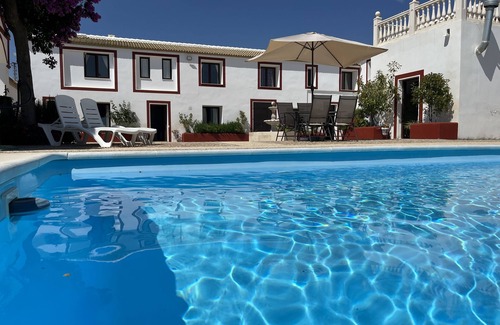 Lucena House | Villa Domínguez - Typical Andalusian farmhouse (Wi-Fi,BBQ, swimmingpool,relax)
