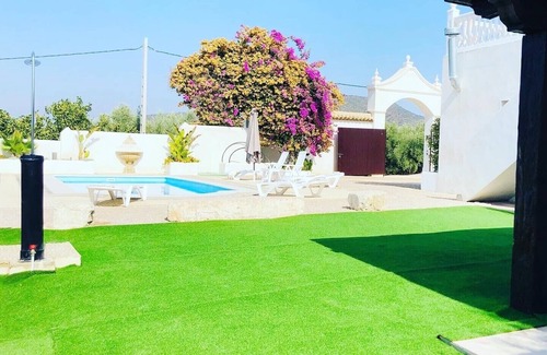 Lucena House | Villa Domínguez - Typical Andalusian farmhouse (Wi-Fi,BBQ, swimmingpool,relax)