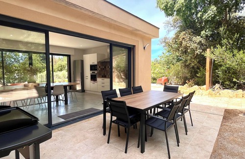Salon-de-Provence Villa | Villa du Tallagard