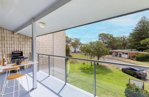 Nelson Bay Apartment | Villa Ellisa 5 10 Columbia Cl stunning unit with stunning views
