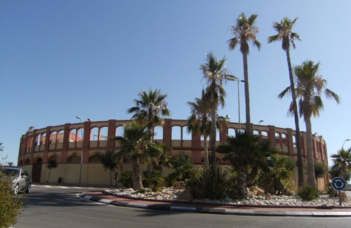 Vinaros Ski Chalet | VILLA FRONT SEA 30 M. FROM BEACH 8-9 PERS.