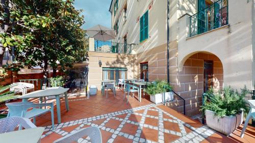 Finale Ligure Hotel | Villa Gina