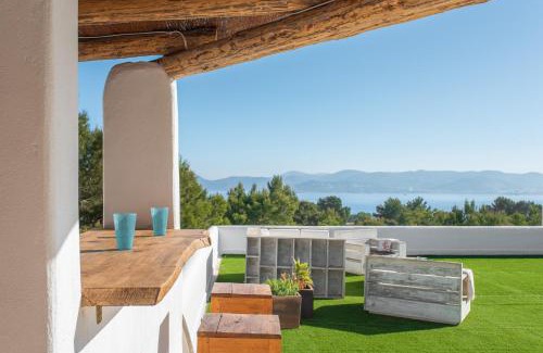 San Antonio Bay Villa | Villa Horizonte