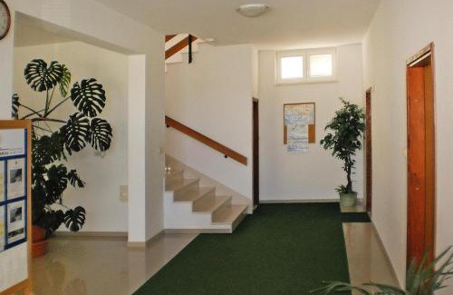 Omis Apartment | Villa in Nemira with Sea Views and Hiking