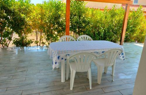 Syracuse House | Villa Isabella