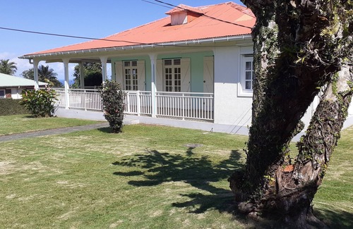 Capesterre-Belle-Eau Villa | Villa JoBert - Large Villa at the foot of the mountain