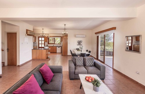 Latchi Villa | Villa Korona - Three Bedroom Villa, Sleeps 6