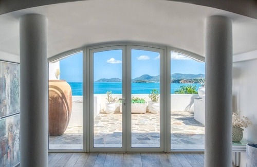 Les Terres Basses Villa | Villa L'Oasis by Fantasia Villas