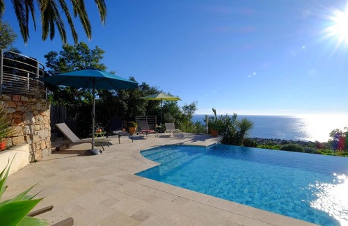 Les Issambres Villa | Villa Le Fanal panoramic sea view infinity pool quiet 8 - 10 pers