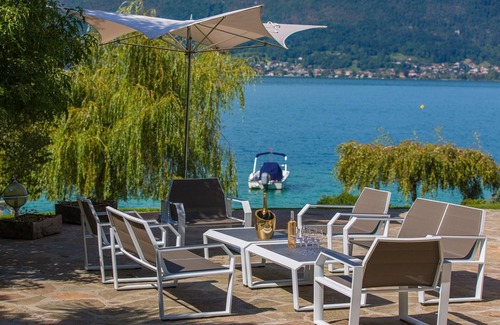 Veyrier-du-Lac Villa | Villa le France 5 stars Vision Luxe 10 people 5 bedrooms Annecy