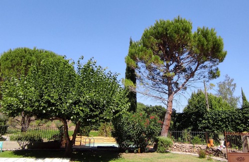 Entrechaux Villa | Villa 'Le Mas' with Mountain View, Private Pool and Wi-Fi