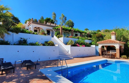 Canillas de Albaida Villa | Villa Los Almendros