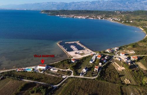 Ljubac Villa | Villa Maritime - Exklusive Strandvilla mit beheiztem Pool, Grillhütte & Meerblick bei Zadar