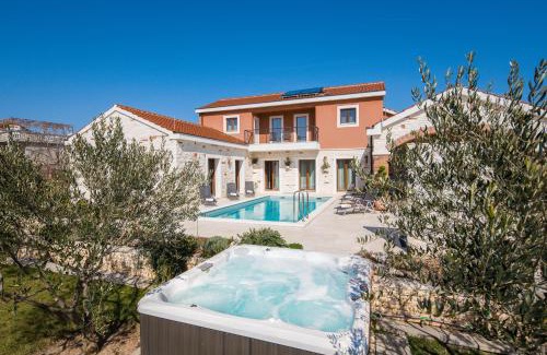 Sibenik Villa | Villa Mediterranean Paradise