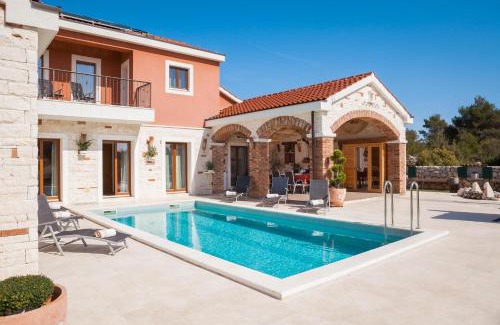 Sibenik Villa | Villa Mediterranean Paradise
