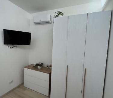 Villa San Giovanni Apartment | Villa Milano Apt. n. 2