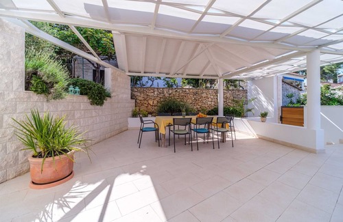 Cove Makarac (Milna) Villa | Villa Milna Bay, heated pool, Milna, Brač Island