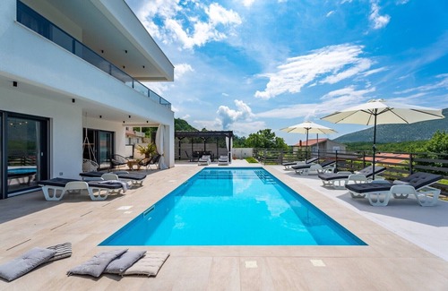 Tugare Villa | Villa Mirage with 36sqm pool, 4 bedrooms, 8km from the sandy beach