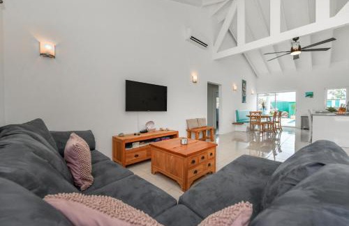 Moko Villa | Villa Mokomo Private Pool Retreat Aruba with outdoor kitchen
