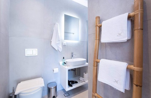 Kanalia Villa | Villa 'Myko Seafront' with Sea View, Wi-Fi and Air Conditioning