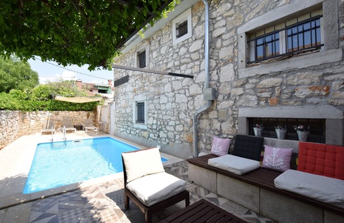 Mugeba Villa | VILLA NINI with fireplace, private pool, barbecue, bike and much more