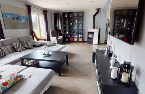 Saint-Pierre-des-Ifs Villa | Villa Normandie for 15 people with Jacuzzi